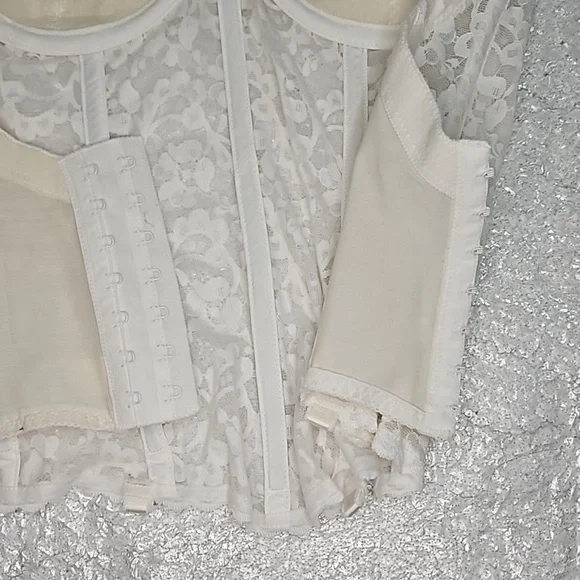 80s Frederick's of Hollywood Lace Sweetheart Boned Bodice Bustier Corset - Picture 8 of 9